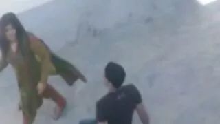 দুই সিঙ্ক্রোনাইজড সা ...