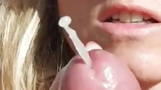 সেক্সি স্বর্ণকেশী Ro ...