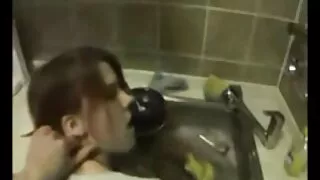 ভাল চিত্রিত MILF স্ব ...